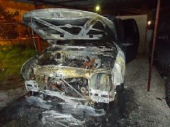 ALANYA'DA OTOMOBİLLERİ ATEŞE VERDİ