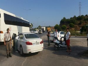 MANAVGAT’TA TRAFİK KAZASI : 1 YARALI